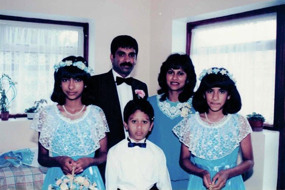 The Fernandes family   Toots' & Chris wedding 1985