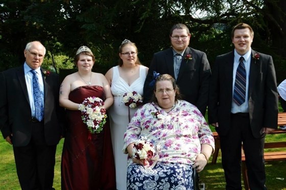 Catherine’s wedding day, was a rare photo of the 6 of us together