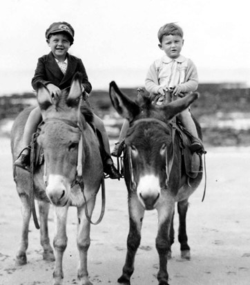 1935 circa Dovercourt John Glover and Michael Glover