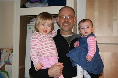 dad with keira and macy