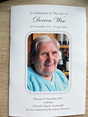 Mums memorial pamphlet