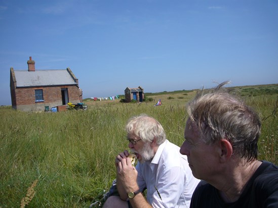 Rick and Dick on the way to Blakeney Point - Stopping for a bite to eat at the Watch House  (August 2012).