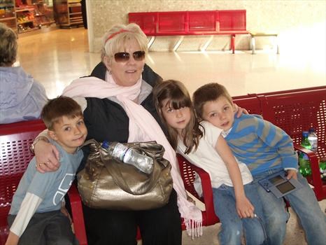Mam with grandkids in Holyhead 2007