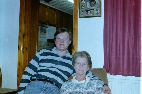 Alun & his mum (Joan Walton)