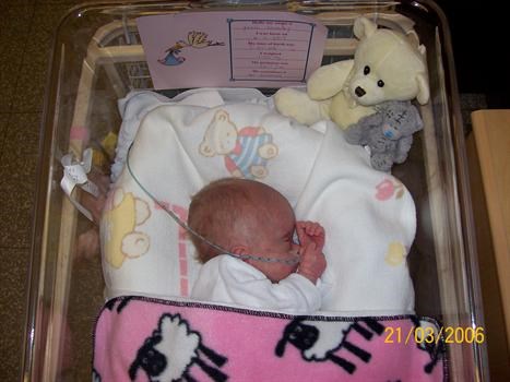 Tiny in the Nicu bed