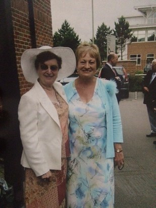 Mavis and Maureen at Catherine's wedding