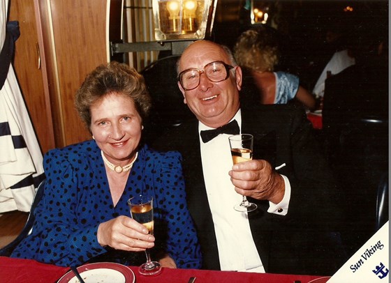 Daphne with her husband Fred on one of their many cruises.