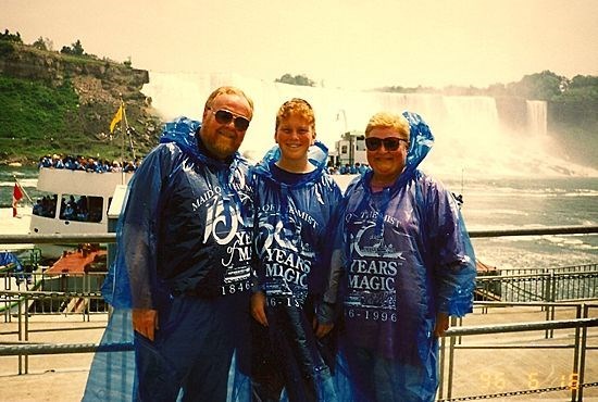 Jim, Keri and Susan at Niagara Falls on the Songster Tour in 1996