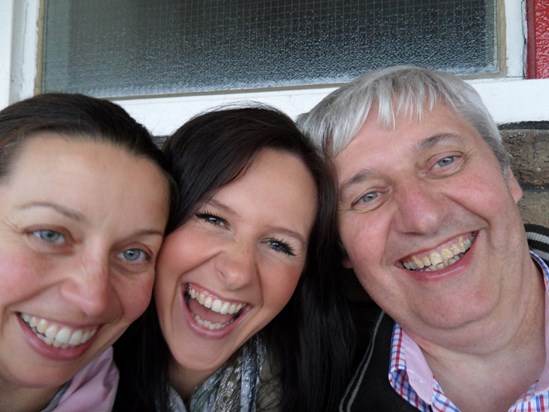 Gaz's football supporters - Rach, Helen and Dad