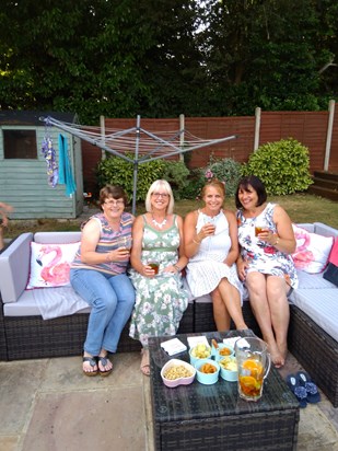 Prosecco and cupcake gang