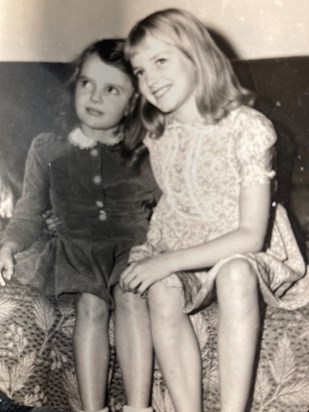 Gloria with her sister Beryl as children 