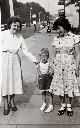 Camberley Carnival 1955 with Elsie and Bill