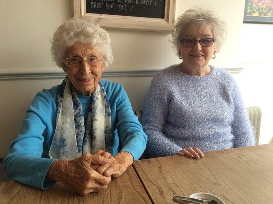 Mo, Mum, Elaine and Julie having a nice day out and about to order fish and chips!