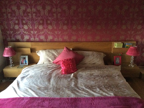 Helens pink bedroom