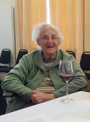 26th May ..Happy 92nd Birthday Kath, thinking of you Cheers ??