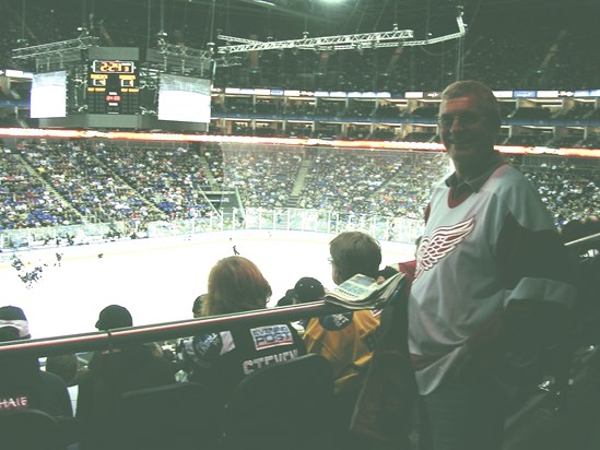 Dad the hockey fan