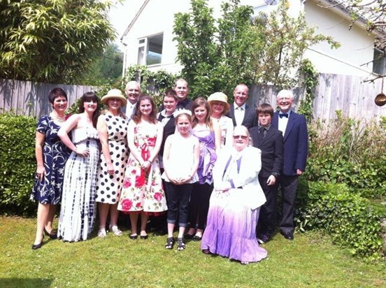 Mellany with family enjoying Kate & Wills Wedding Day at Marty's on 29/4/2011