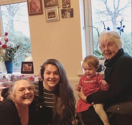 Four generations of ladies