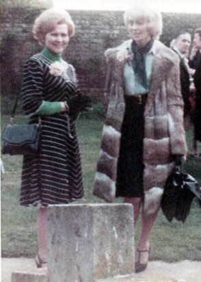 Pauline & Darlene at Dorothy's Wedding