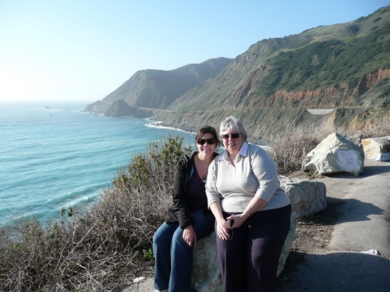 Overlook of Bixby Bridge on coastal Hwy 1 in California, March 2008