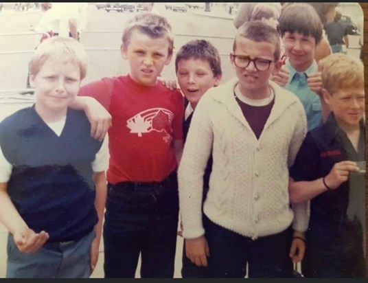 Mount Pleasant Primary School Trip to London early 80s. The super six.