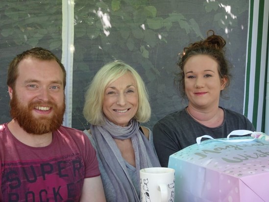 Fliss and Steve with mum xxx