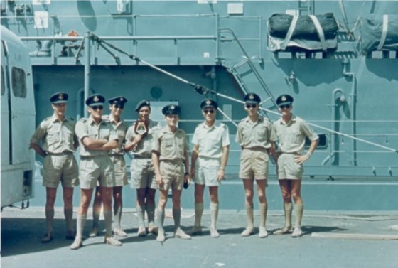 1969 Crew4 206 Sqn HMS Zulu Visit Bahrain