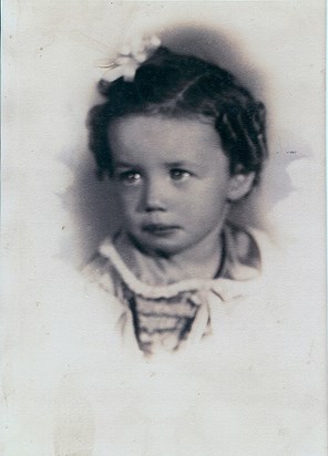 Wanda Kay Egnew,  circa 1940, Henryetta, Oklahoma