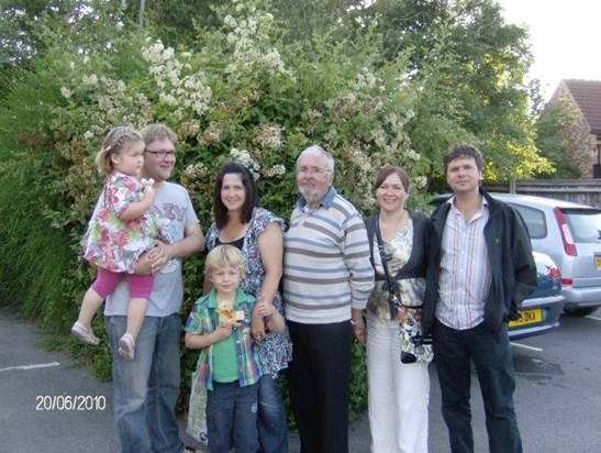 Family lunch at Holtspur