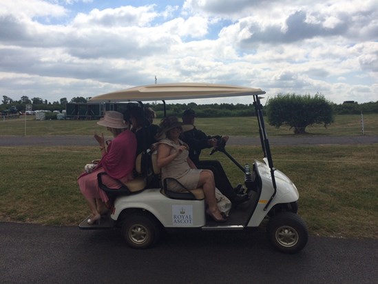 Ascot June 2015, Maria insisted on a golf buggy!