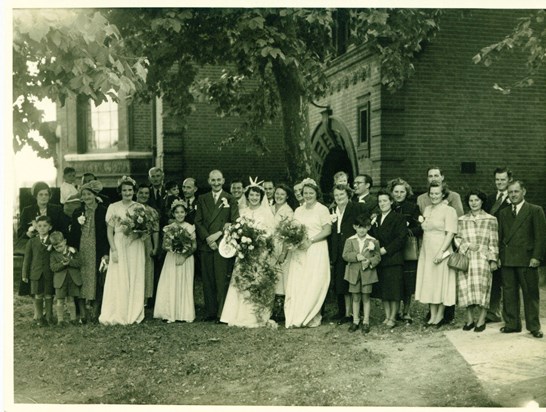 Aunty Iris Fletcher & Uncle Jim Holland's Wedding 1950 (1)