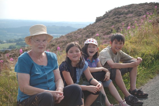 Peak District - Christine with Eleanora, Mabli and Eugenio, Summer 2011