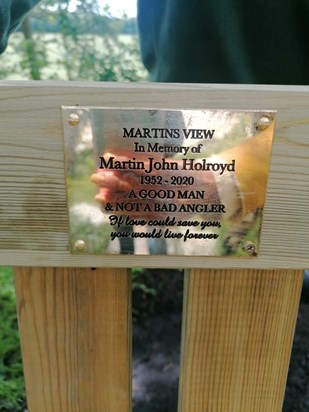 The plaque on Dad's view bench ❤️