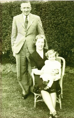 Ken and Nellie Clarke with new born Betty Sister Anne