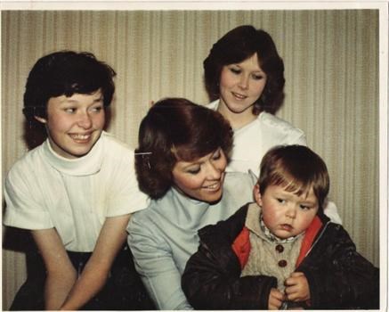 denise center with younger brother jonathan on her lap behind sisters nicola and mandy 1982