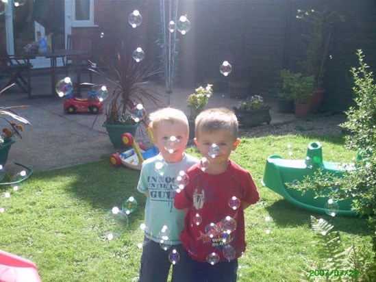 Taken with his best friend his cousin Bailey amazing how the bubbles were right on there noses x