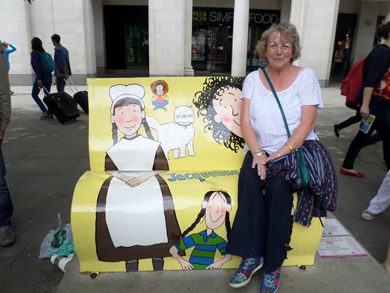 Jan in London with Lesley - Jacqueline Wilson Book Benches