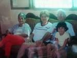 Mi abuela Ena, mi mami, papito Bolivar, y Nieta Elysia