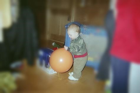 "Evan" Skyler with balloon
