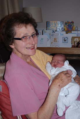 Mops with her new born grandson on 2008