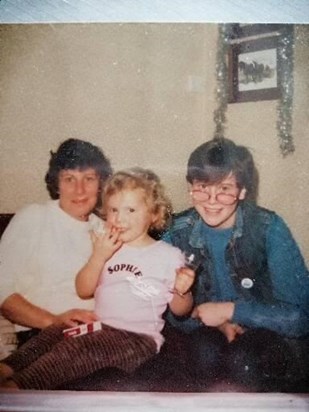 Ollie (zoes mum), Sophie and zoe 1985