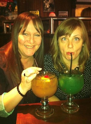 us girls out on the town drinking cocktails ??
