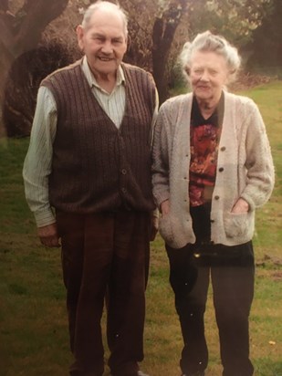 Frank and Phyllis in the garden at Cross Drove