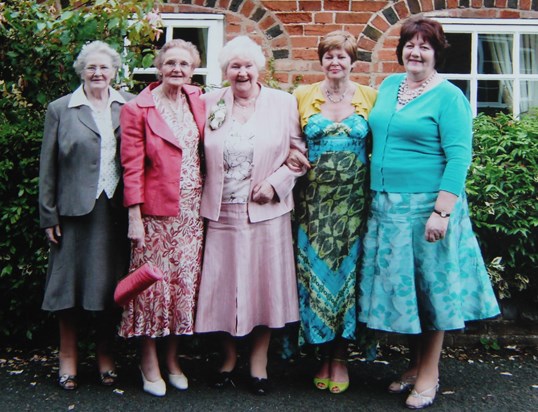 Trush, Lottie, Connie, Marie & Audrey on Karin & Lea's wedding day