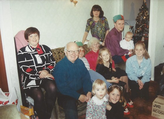Joyce with family and grandchildren