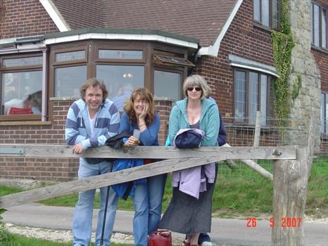 HOLIDAYING WITH FRIENDS IN THE ISLE OF WIGHT