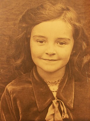 A young Ethel (under 5)