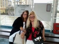fun girls day out on the river thames