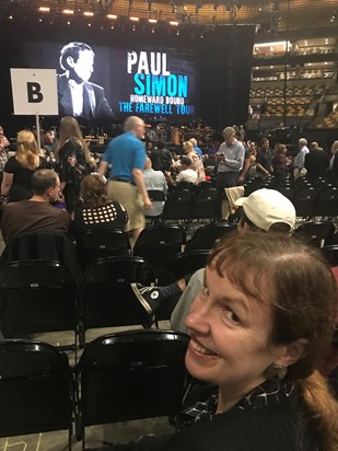 In her happy place - Paul Simon’s farewell concerr.