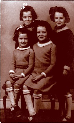 Bernuy girls, 1930s
